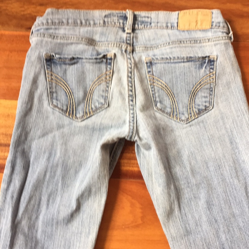 HOLLISTER JEANS - Picture 7 of 9